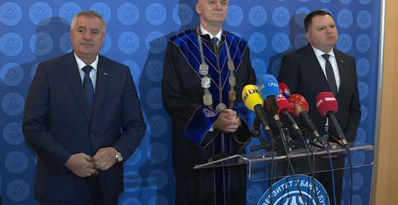 Раштимована Влада: Будимир једно, Вишковић друго