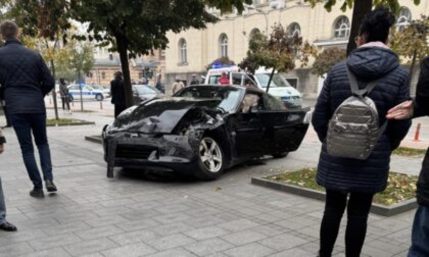Banjaluka: Četvoro povrijeđeno u žestokom sudaru