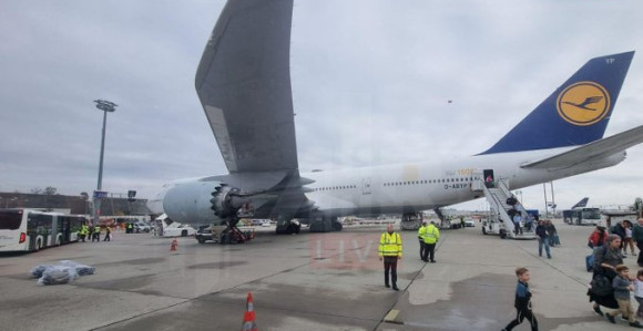 Drama na letu: Avion upao u snažne turbulencije