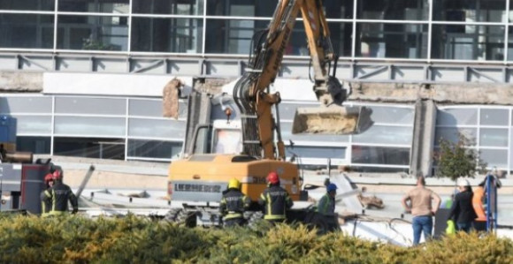 Dvoje povrijeđeni svjesni, ali i dalje u teškom stanju