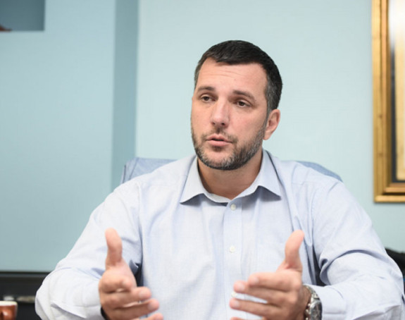 Zolak podnosi ostavku, odlazi na drugu funkciju