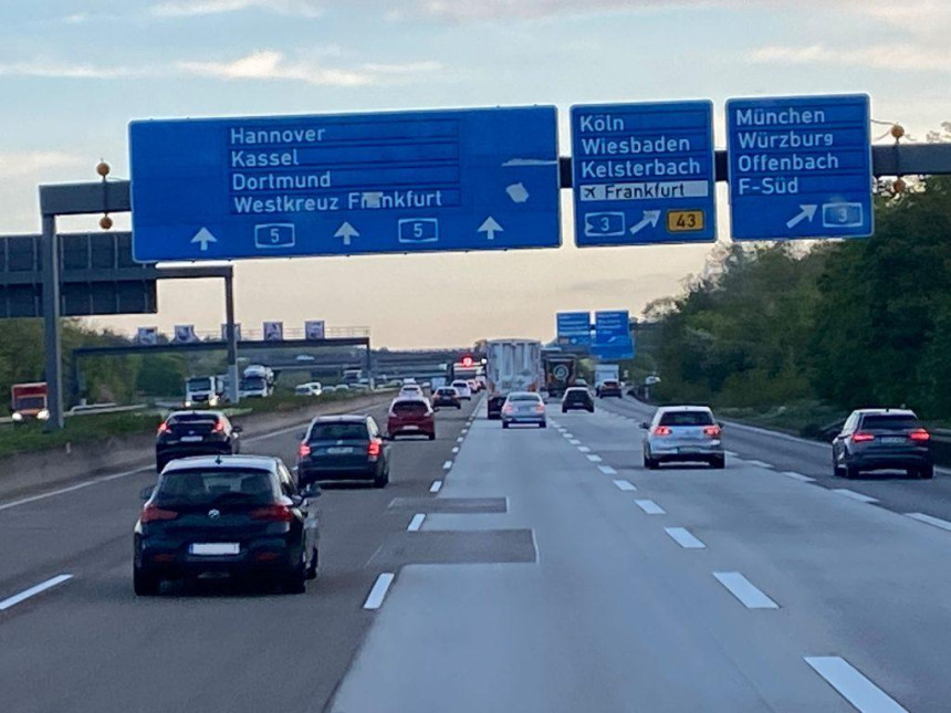 Њемачка више није сигурна, неки људи планираји повратак