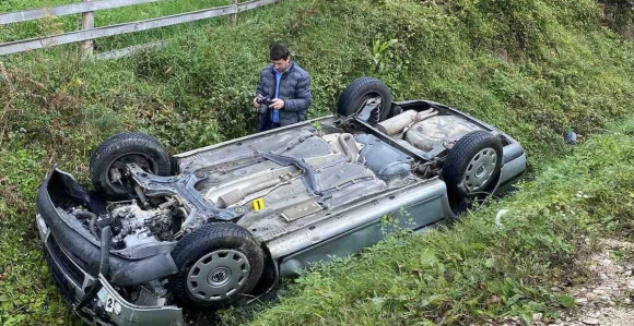 Sletio u kanal, prebačen na UKC Srpske (FOTO)