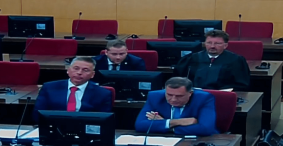 Због службеног пута одложено суђење Додику у Суду БиХ