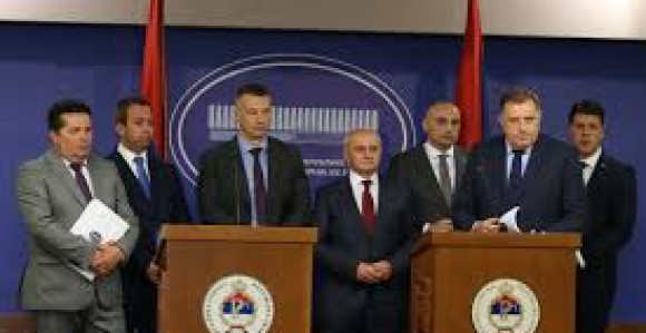 Vlada uplašena, vruć krompir prebacili na NS RS