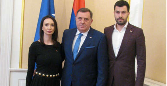 Bilo kuda porodica Dodik svuda?!