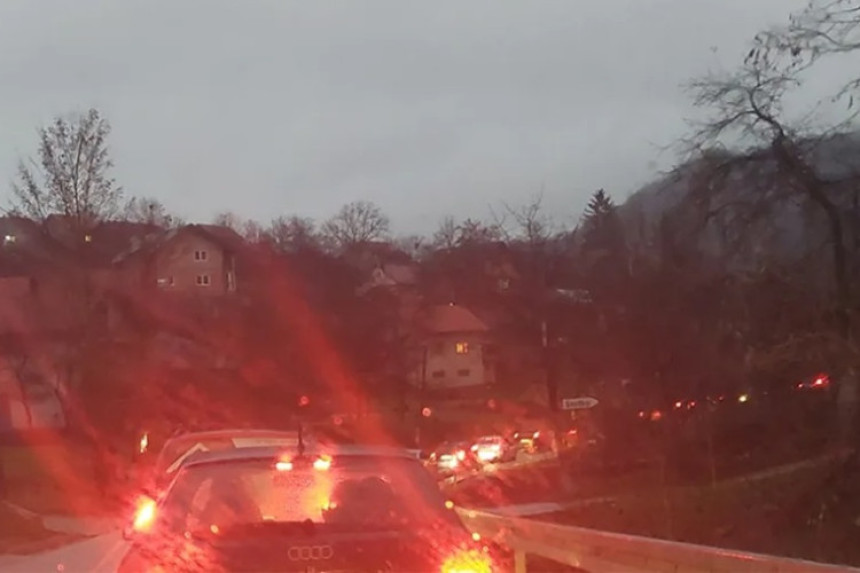 Težak sudar kod Zenice, povrijeđeno pet osoba