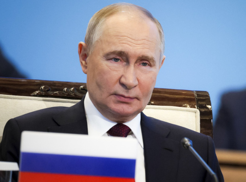 Putin odobrio budžet, rekordna sredstva za vojsku