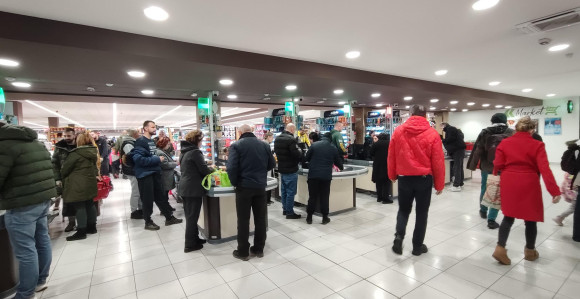 Neradna nedelja u Sarajevu, gužva u Istočnom Sarajevu
