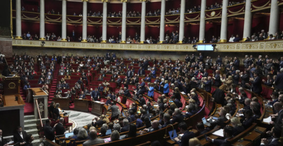 Francuskoj Vladi Mišela Barnijea izglasano nepovjerenje