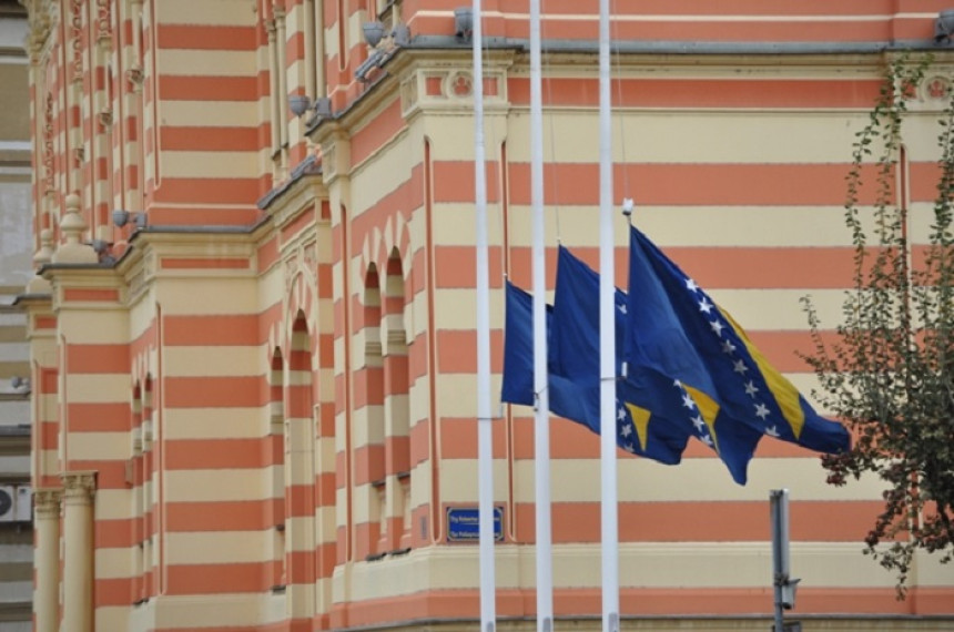 Stradale tri osobe: Sutra Dan žalosti u Brčko distriktu