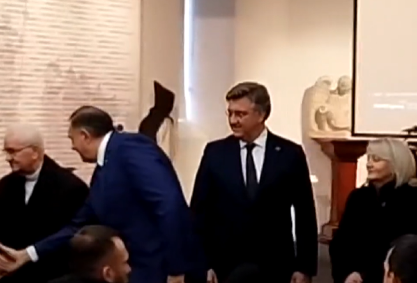 Пленковић и Додик у посјети самостану "Марија Звијезда"