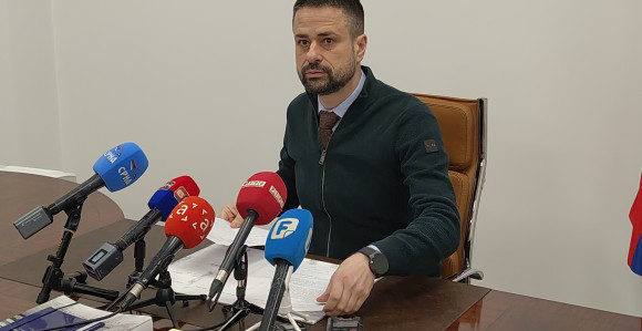 Amidžić upitao šta Bosić ima protiv grijanja na Palama