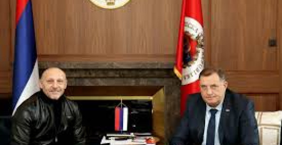 Додиков амбасадор у Скопљу омогућио Аљбину Куртију улазак у Босну и Херцеговину