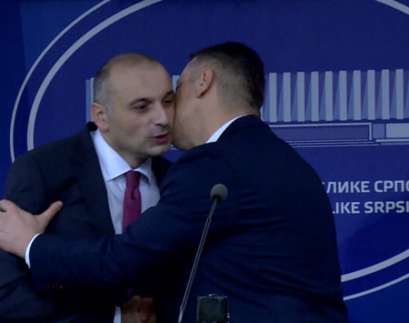 Нешић и Бањац се разилазили, па се поново састављају