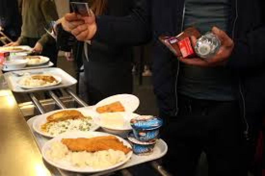 Masovno trovanje u studentskom domu u Rijeci