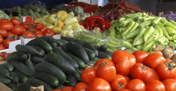 Voće i povrće se uvozi iz Albanije, Holandije, Monaka..