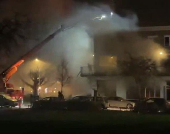 Odjeknula snažna eksplozija, srušila se zgrada (VIDEO)