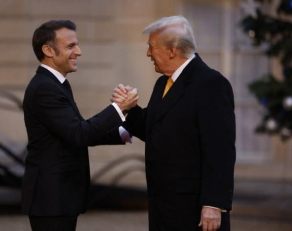 Makron dočekao Trampa u Јelisejskoj palati