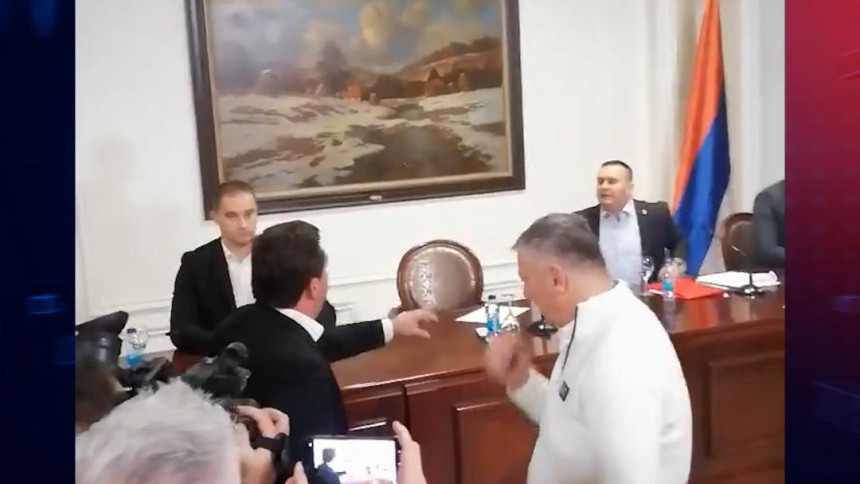 Borci Semberije: Ćosić pravi razdor i dijeli srpski narod