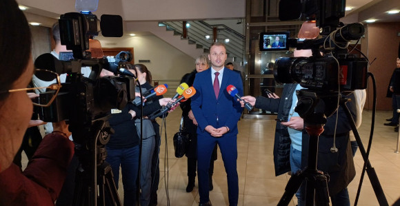 Stanivuković se vratio u Skupštinu, želi da se obrati