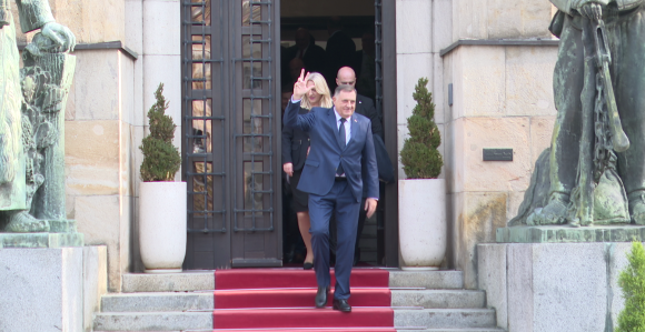 Prvak u trošenju novca: Dodikov budžet 77 miliona