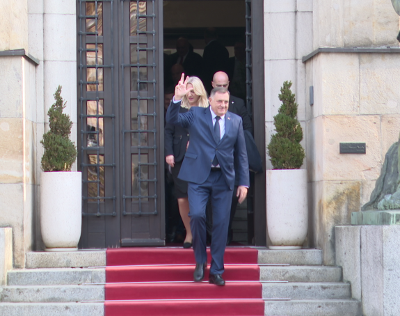 Prvak u trošenju novca: Dodikov budžet 77 miliona