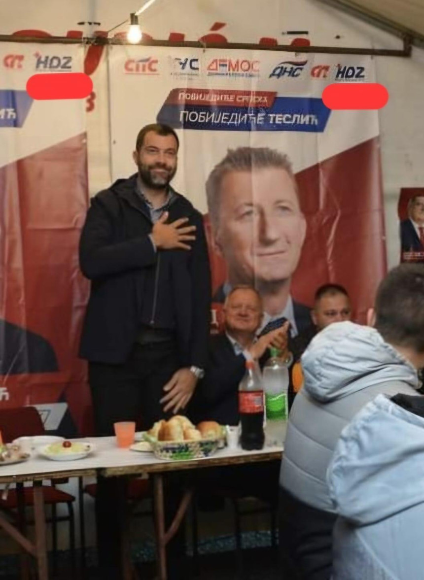 Vri u Tesliću: U sve se umiješao i mlađani Dodik