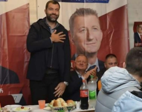 Vri u Tesliću: U sve se umiješao i mlađani Dodik