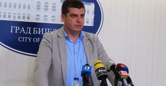 Nervoza u SNSD-u ne jenjava: Osjećate li mrvu stida i srama?!