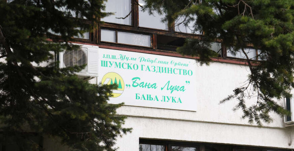 Ponovo podobni partijski kadrovi direktori u Šumama