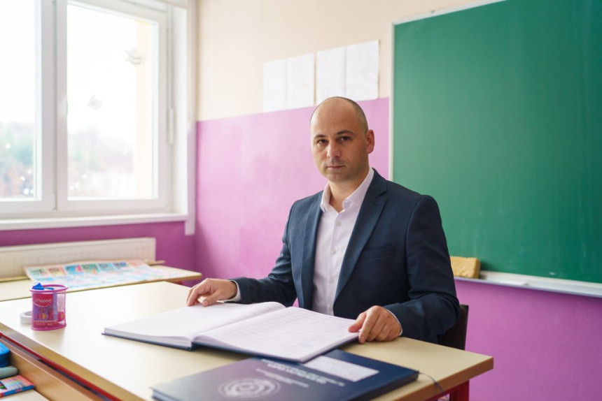 Načelnik Stanara istovremeno i direktor škole