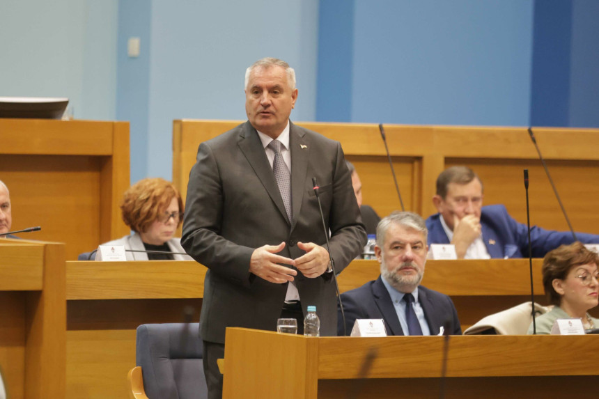 U budžetu Republike Srpske mnoge rupe još nisu zatvorene