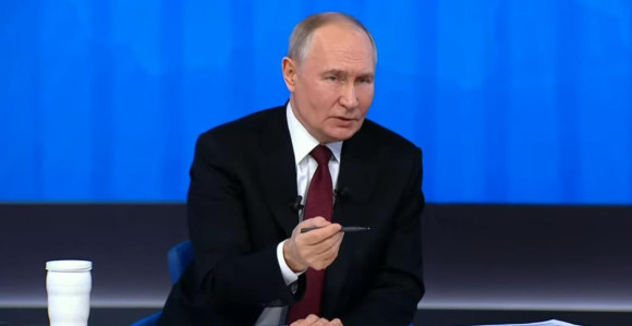 Путин позвао експерте са Запада на "дуел" ракетама