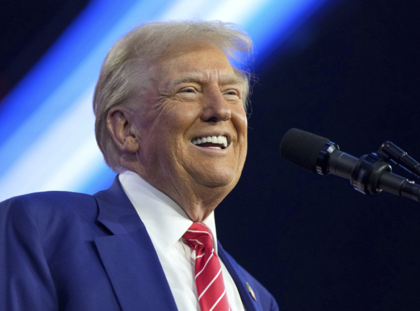 Tramp očekuje razgovor sa Putinom zbog Ukrajine