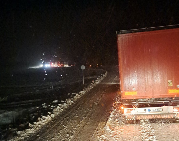 Zastoj zbog kamiona u Čađavici kod Bijeljine