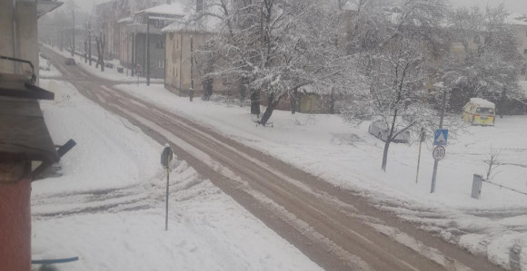 Doboj bez grijanja i struje, obustavljena nastava u školama