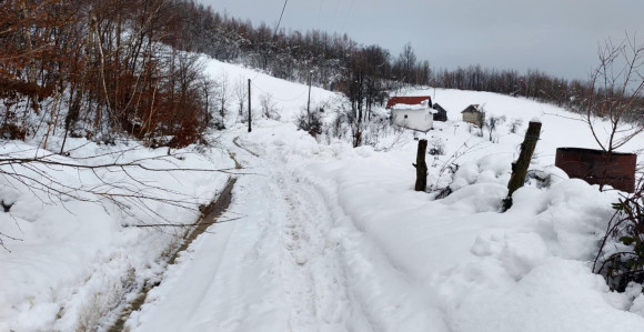 Obilan snijeg stvorio probleme u prijedorskoj regiji