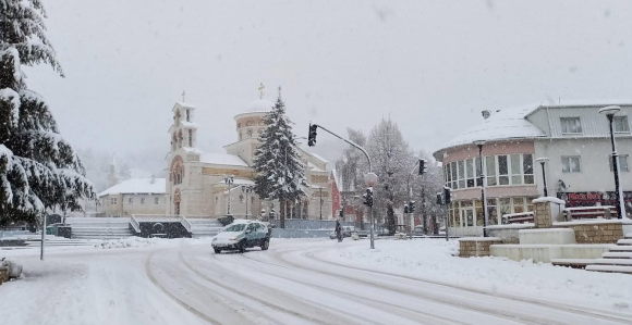 Više gatačkih sela bez struje zbog neveremena
