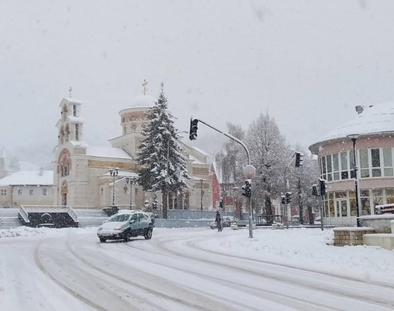 Više gatačkih sela bez struje zbog neveremena