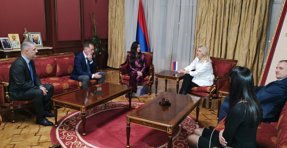Zvaničnici Srpske se sastali sa suprugom predsjednika Srbije