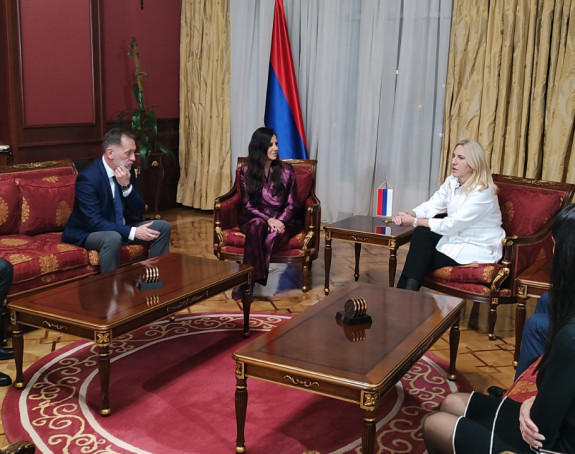 Zvaničnici Srpske se sastali sa suprugom predsjednika Srbije