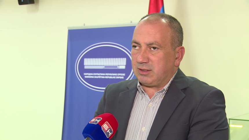 Црнадак пита: Да ли ће бити посебна сједница НСРС и за Нешића?