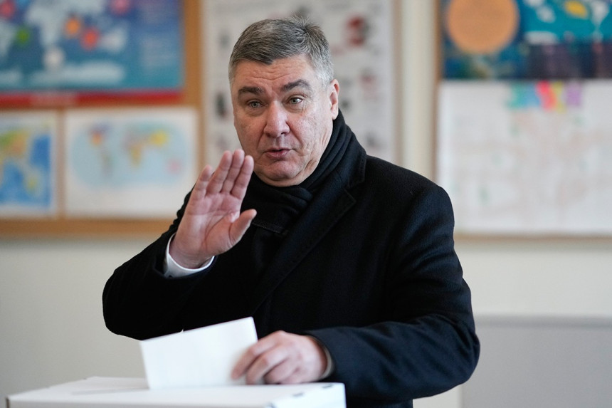 Oglasio se Milanović na fejsbuku: Hvala svima na podršci