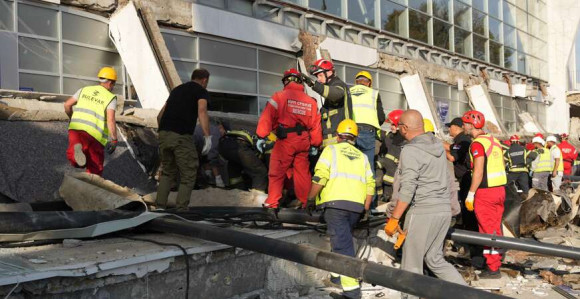 Podignuta optužnica protiv 13 osoba za pad nadstrešnice u Novom Sadu