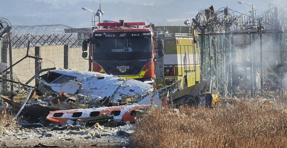 Zašto je zid uopšte bio na kraju piste? (VIDEO)