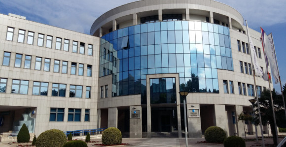 Petrović, uz garanciju Vlade, zadužuje ERS za 78,5 miliona KM