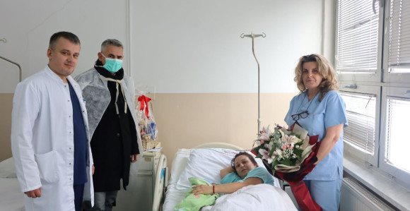 Gradonačelnik Brčkog darivao prvorođenče u Novoj godini