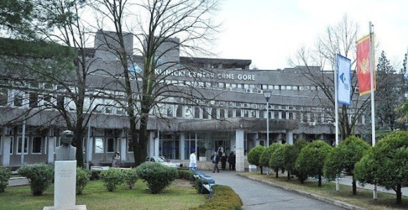KC Crne Gore: Tri pacijenta stabilno, četvrti kritično