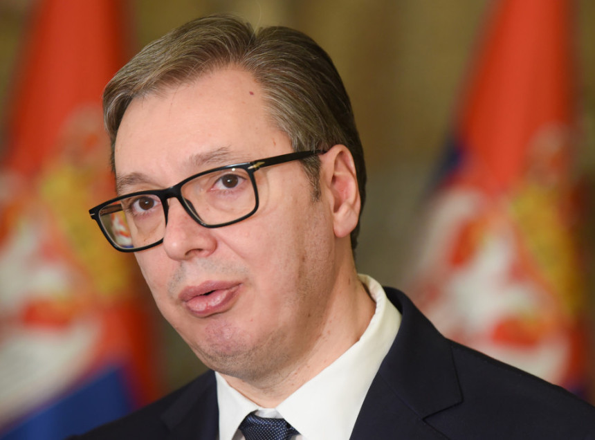Vučić pozvao mlade ljude da se posvete učenju
